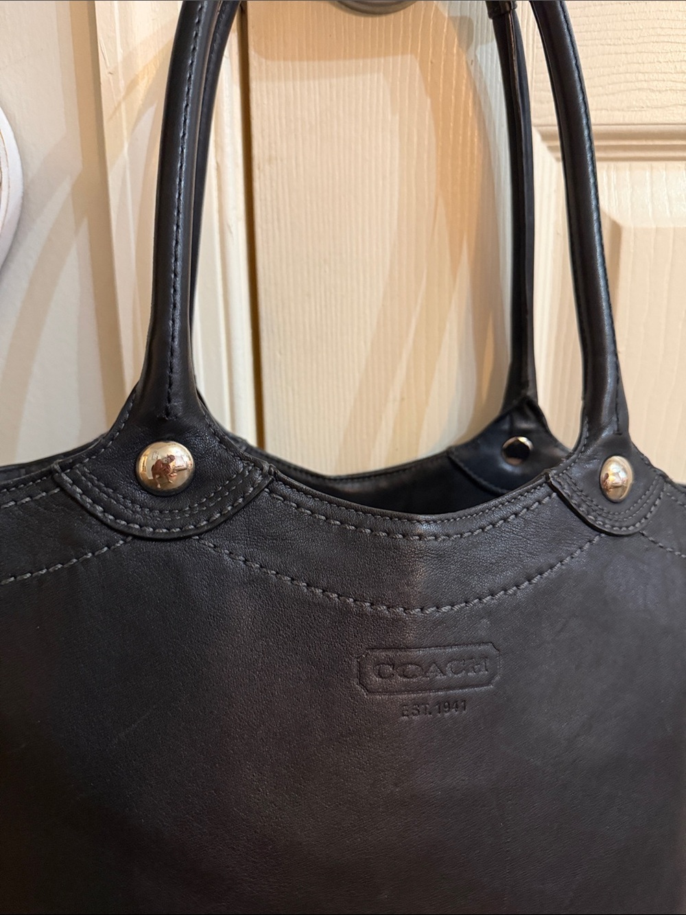 Coach Black Leather Tote with Front Pocket - Women - Picture 3 of 5